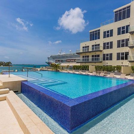 Milateo Suite Oranjestad Extérieur photo